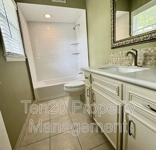 5953 Windsor Dr — Photo 25