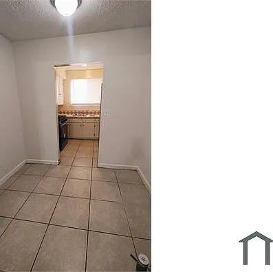 861 W 42nd Pl — Photo 18