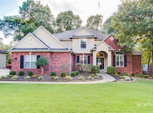 317 NW Lasalle Dr, Bentonville, AR 72712