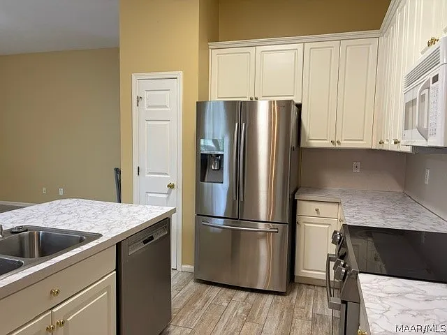 8755 Stoneridge Pl — Photo 9
