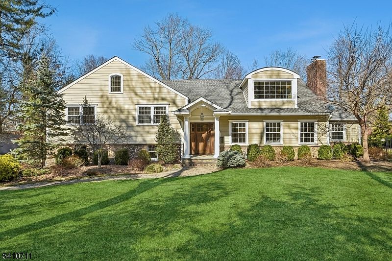 1st image of 197 Parsonage Hill Rd