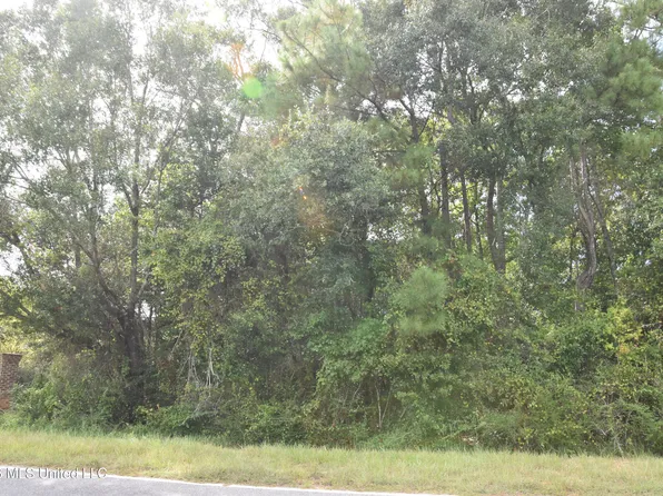 Lobouy Rd, Pass Christian, MS 39571