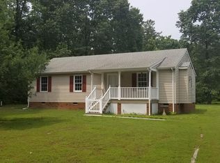 870 Maple Valley Rd, Tappahannock, VA 22560