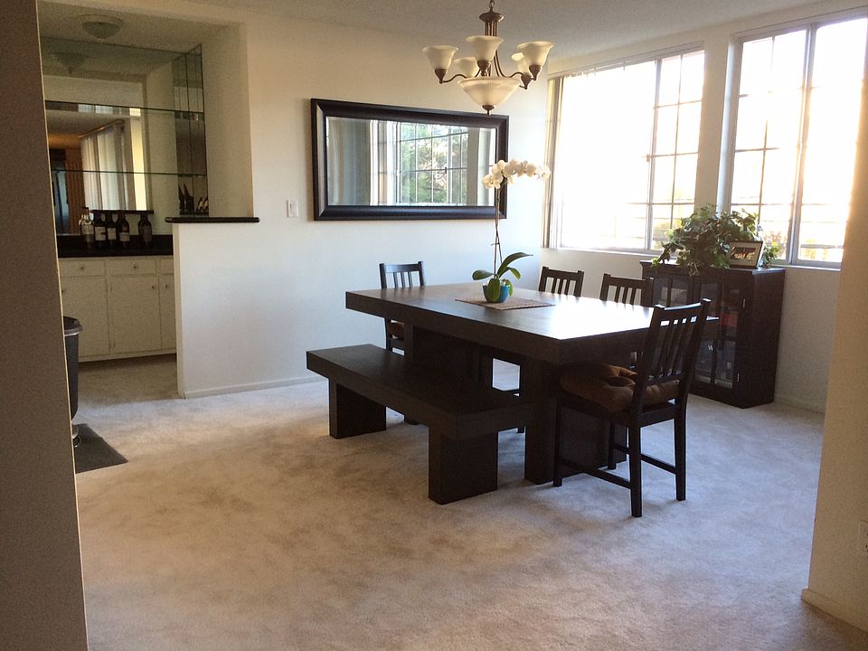 1st image of 11944 Montana Ave APT 201