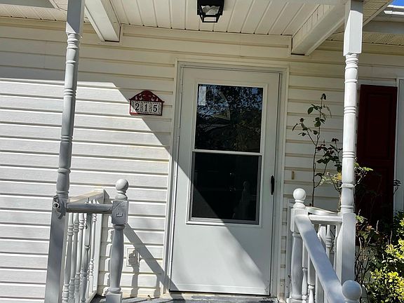3rd image of 215 S Pasour St
