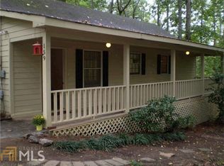 159 W Lake Dr, Roswell, GA 30075