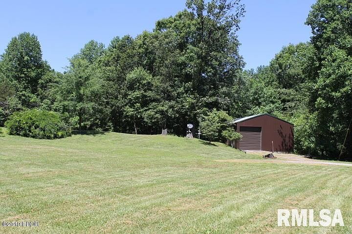 1st image of 379 Sleepy Hollow Ln