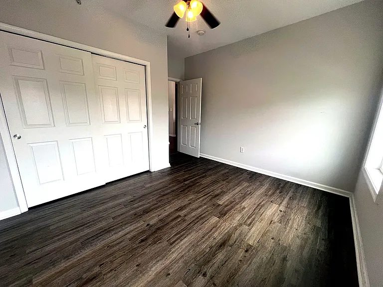 135 Prospect St — Photo 11