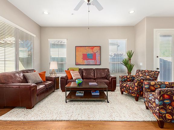 4th image of 32122 N 73rd Pl