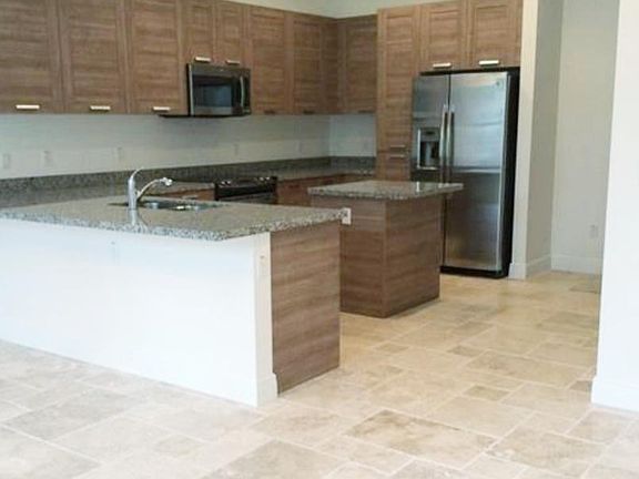 5th image of 8462 Nnw 51st Ter