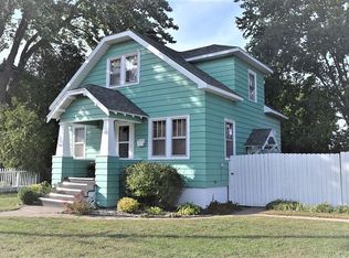 410 Summit St, Marquette, MI 49855