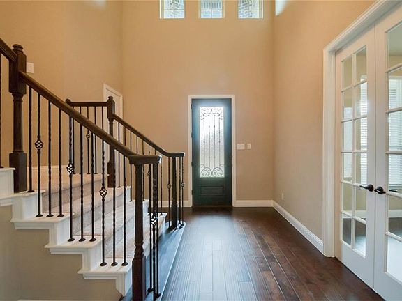 4th image of 4510 Periwinkle Dr