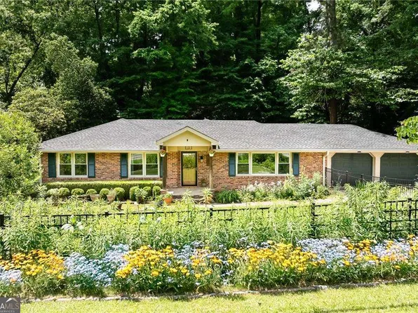 1652 Oak Grove Rd, Decatur, GA 30033