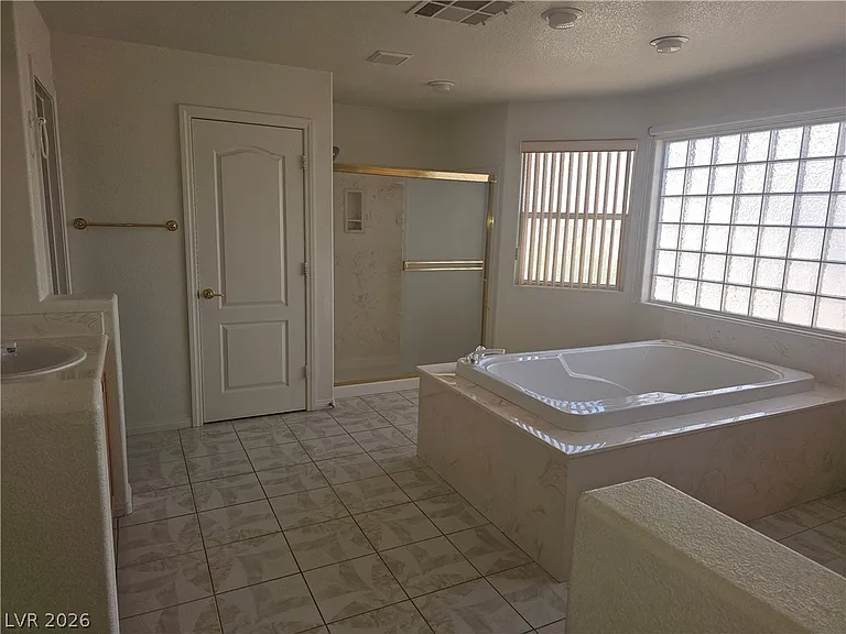 8075 Lapis Harbor Ave — Photo 11