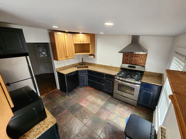 42 Trenton Ave, Frenchtown, NJ 08825