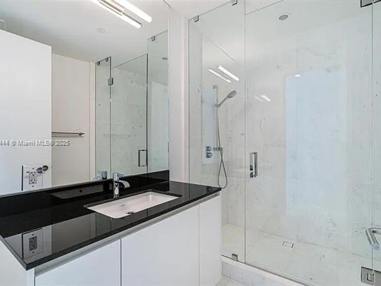 18555 Collins Ave #5001 — Photo 17