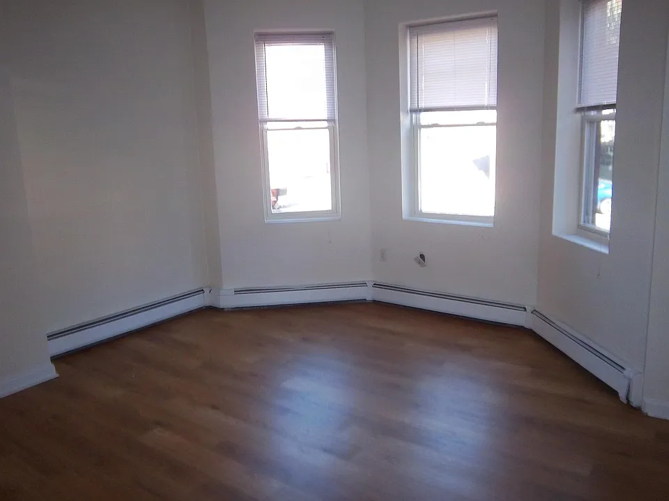59 S Huntington Ave #1