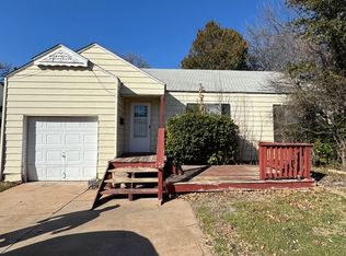 1715 NW Maple Ave, Lawton, OK 73507
