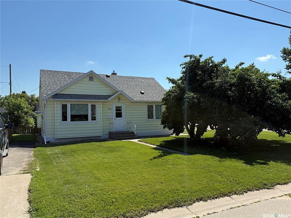 1st image of 401 2nd AVENUE E