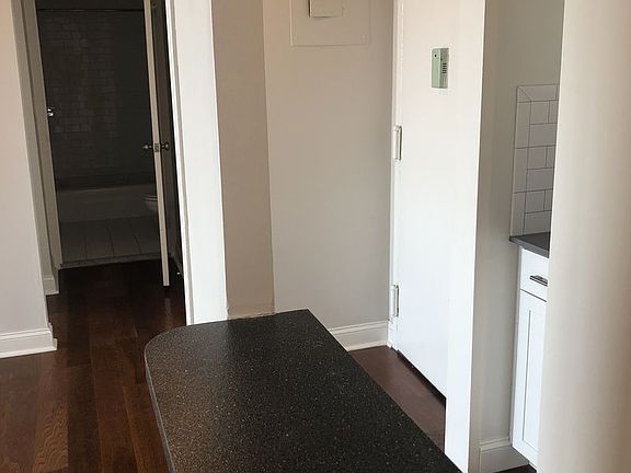 5th image of 3333 Broadway APT D35d