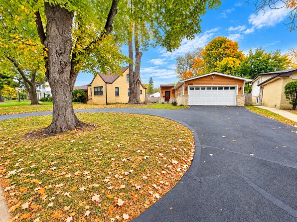 8433 Keystone Ave, Skokie, IL 60076