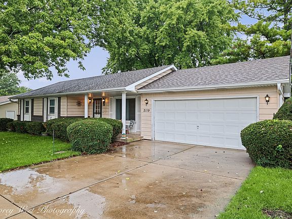 2nd image of 2119 Highland Dr