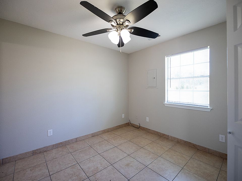891B-SISTRUNK-bedroom2_10172024