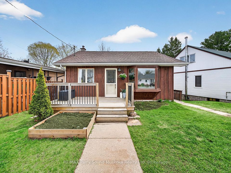 1st image of 23 Highland Cres