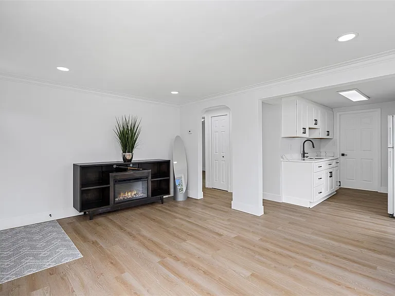 31291 Rexwood St — Photo 8