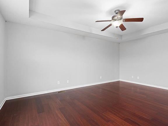 3rd image of 2509 Centerstone Cir