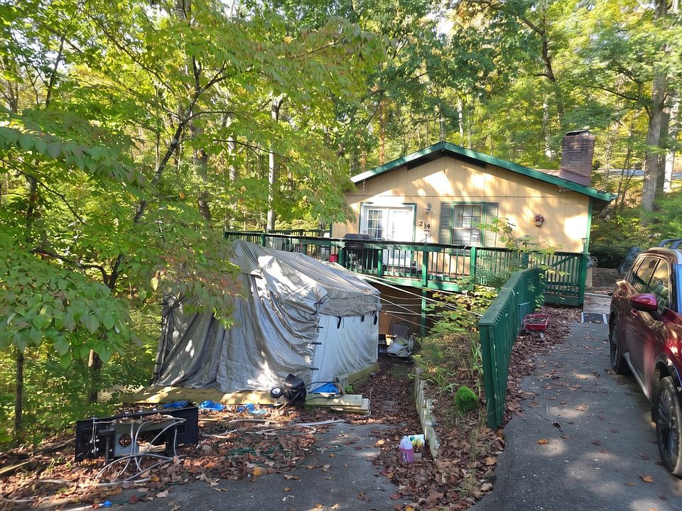 1st image of 719 Timberlake Dr