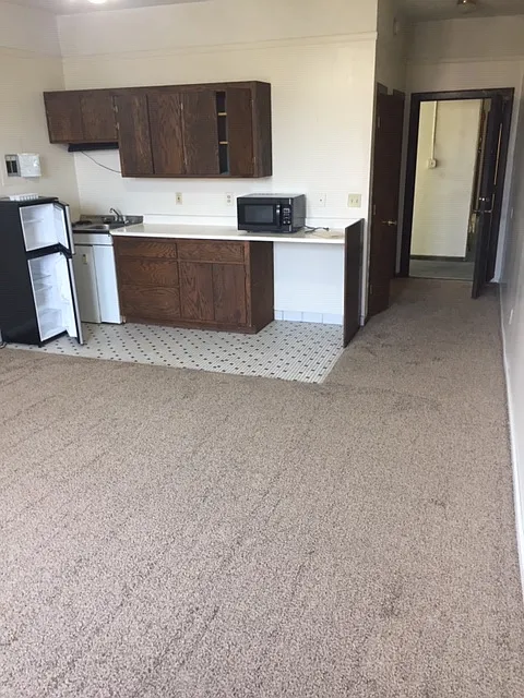 7139 W Greenfield Ave — Photo 4
