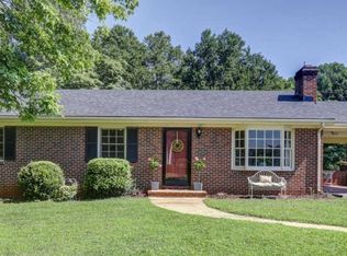 406 Fleetwood Dr, Lynchburg, VA 24501