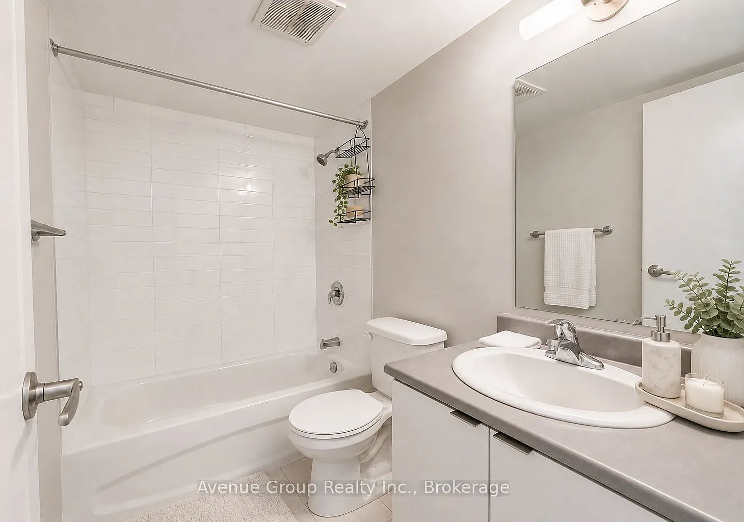 50 Driftwood Avenue — Photo 4