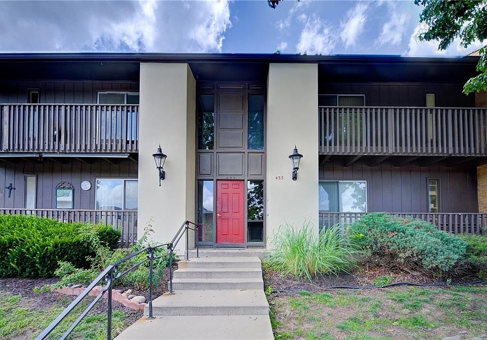 1st image of 433 W 104th St APT C