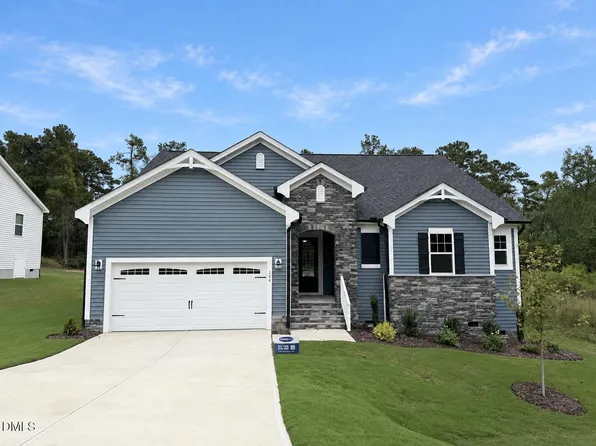 144 Golfview Ave, Benson, NC 27504