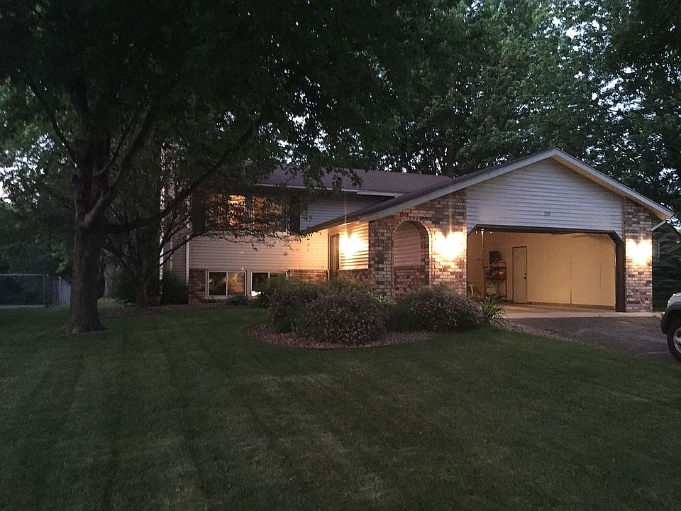 2nd image of 759 95th Ln NE