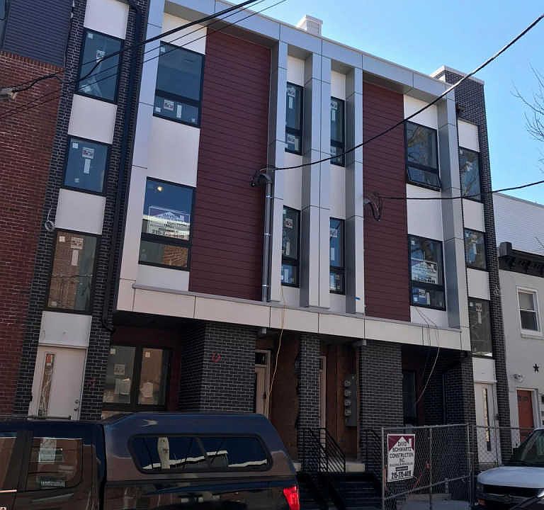 1st image of 1904 E Hagert St