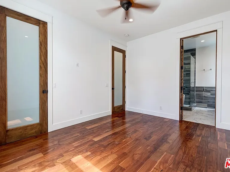 7270 Waring Ave — Photo 18