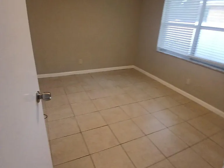 126 NW 8th Ave #1 — Photo 14