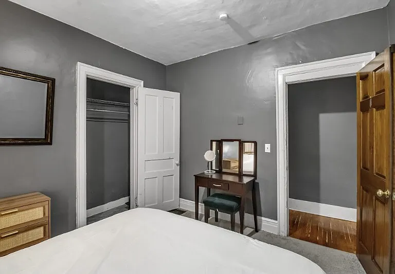 580 Potomac Ave — Photo 12