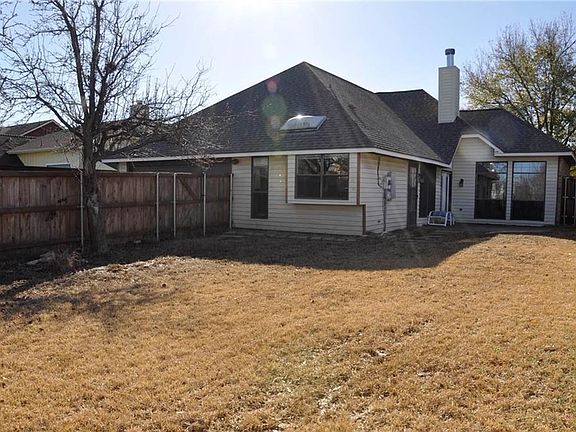 5th image of 4921 Meadow Vista Pl