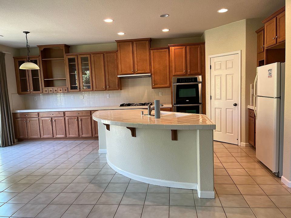 1st image of 5760 Gelston Way