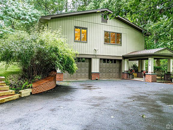 2nd image of 214 Deepdale Dr