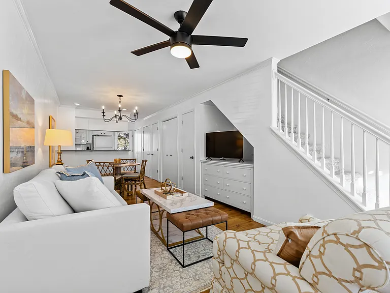 Living Area | Modern Interior