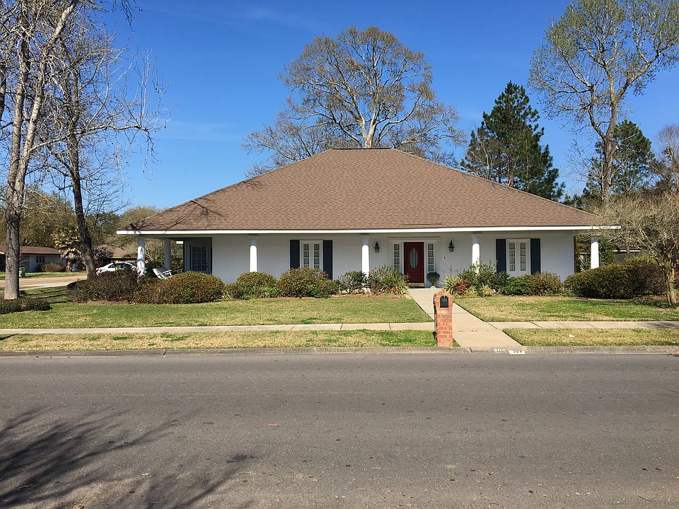 1st image of 302 Aberdeen Dr