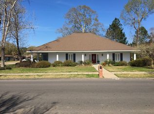 302 Aberdeen Dr, Lafayette, LA 70508