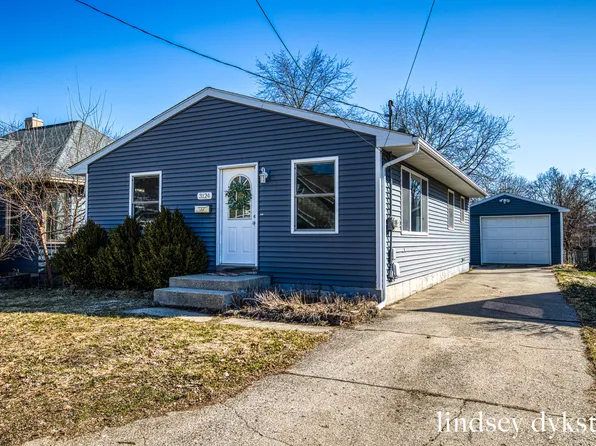 3124 Vermont Ave SW, Grandville, MI 49418