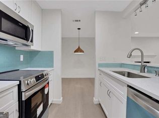 1412 Tuxworth Cir, Decatur, GA 30033