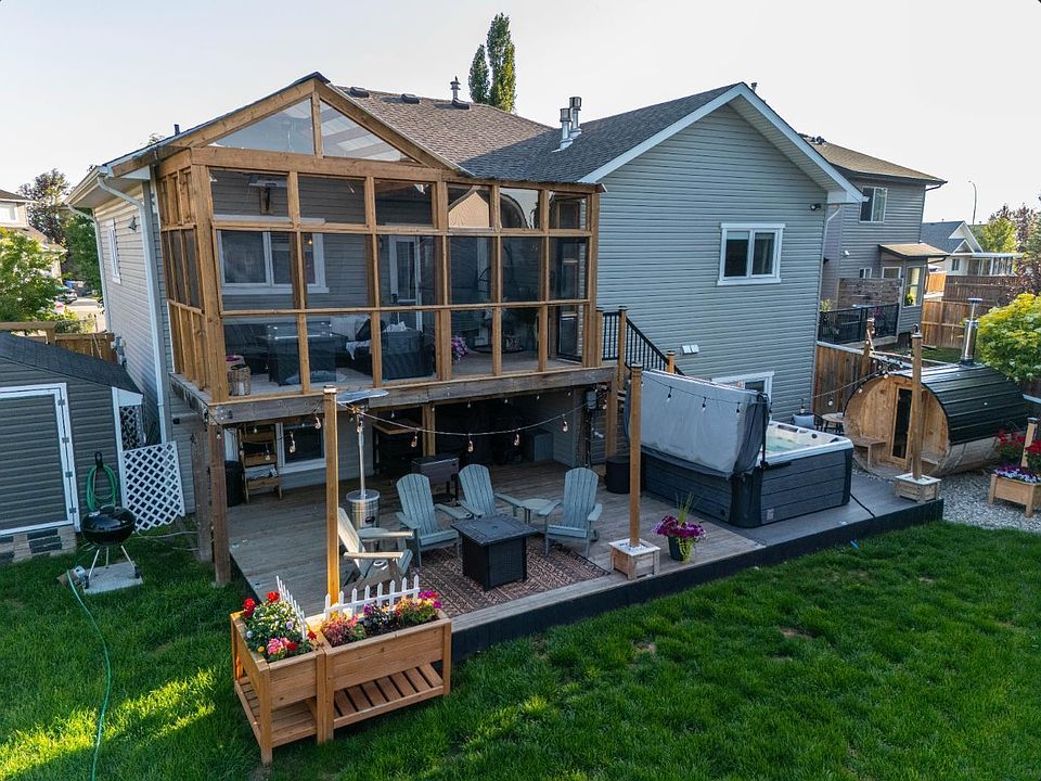1st image of 128 Hillcrest Cpe